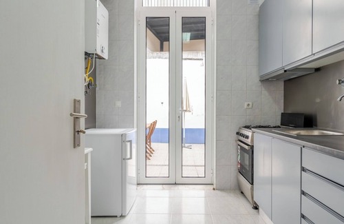 Ramalde House | Spacious House w/Terrace by HostWise