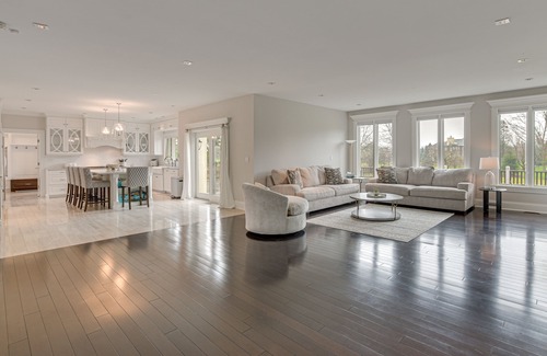 Inverness House | Spacious Inverness Home ~ 36 Mi to Chicago!