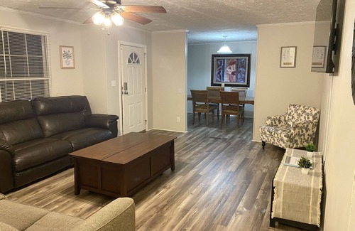 McCutcheon Field House | Spacious Jacksonville Getaway