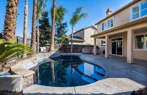 Stanislaus County House | Spacious Kid Friendly Lux Home w/Pool, BBQ,Garage