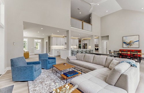 Mineral House | Spacious lake house retreat with game room, theater room, fire pit and boat slip