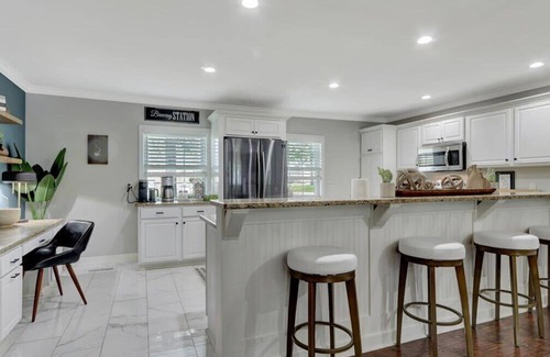 Piney House | Spacious Lakefront Home | Pool | Hot Tub | Fire Pit | Games