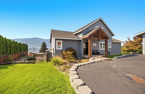 Manson House | Spacious Lakeview Retreat w/Hot Tub & Game Room!