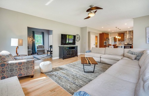 Lewis Center House | Spacious Lewis Center Home w/Yard & Gas Grill!