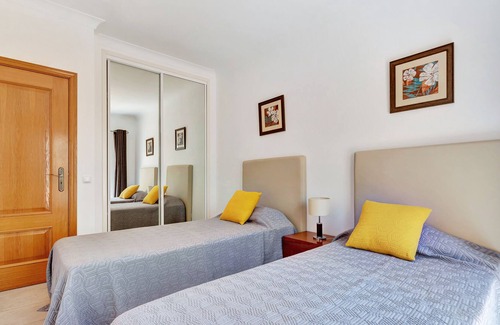 Budens House | Spacious Linked Villas, Poolside location, Fibre optic WIFI