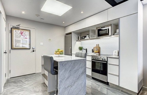 Shaughnessy Village Apartment | Spacious Loft with All Amenities