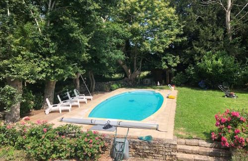 Pluherlin House | Spacious Longere,heated swimming pool, idyllic setting, Southern Brittany, FR