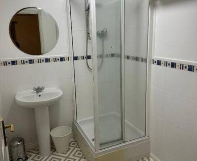 Manchester House | Spacious & Lovely 4 Bedroom Home in Manchester
