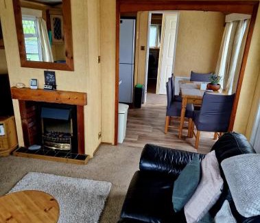 Aberystwyth House | Spacious Luxury Escape with Sea Views and Pet Friendly at Clarach Bay