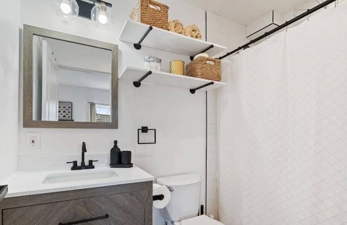 South Philadelphia House | Spacious Luxury Philly Home, Close to Stadiums!