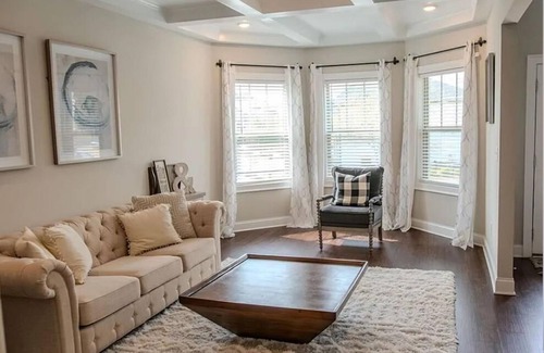Cumming House | Spacious Luxury Retreat – 6BR/5BA in Cumming, GA