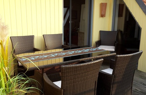 Strehlen Apartment | spacious maisonetteflat down town location