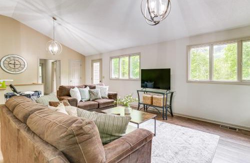 Massanutten House | Spacious Massanutten Home with Hot Tub and Sauna!