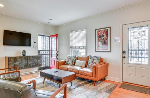 East Memphis House | Spacious Memphis Retreat 5 Mi to Downtown Beats!