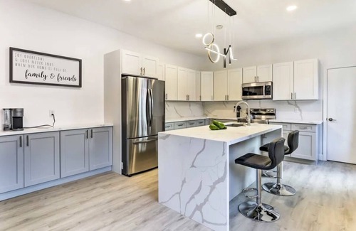 Allapattah House | Spacious Miami Getaway ~ 8 Mi to South Beach!