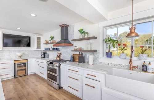 Catskill Other | Spacious Modern Catskill Farmhouse - Hot Tub, Pool, Fire-Pit, Views