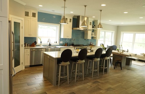 St. Louis Park House | Spacious modern Minneapolis home