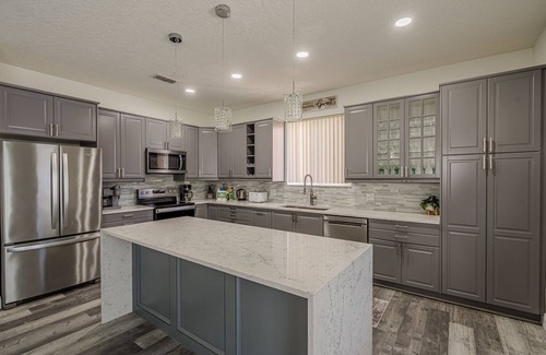 Windwood Bay House | Spacious Modern Pool Home w/3 Masters Amazing Games Rm & Secret Harry Potter Rm
