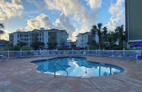 Myrtle Beach Villa | Spacious Myrtlewood Condo 2br, 2 Full BA With Lake View