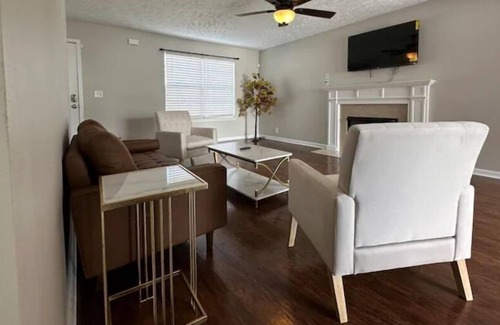 Hermitage House | Spacious Nashville Home w/ Hot Tub