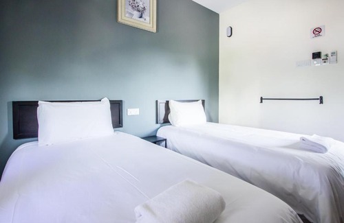 Benggali House | Spacious Newly Plumeria - 3BedRooms in share house