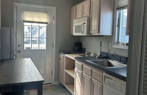 Normandy Beach House | Spacious newly renovated 6 bedroom beach house in Lavallette by Seaside/Ortly