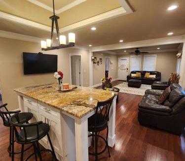 Church Street House | Spacious Newly Renovated Home