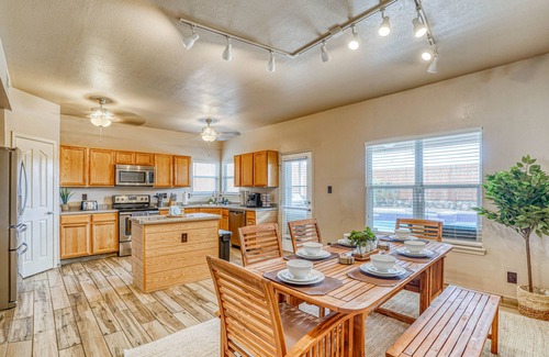 Northeast El Paso House | Spacious Northeast El Paso retreat near Franklin Mountains and Fort Bliss