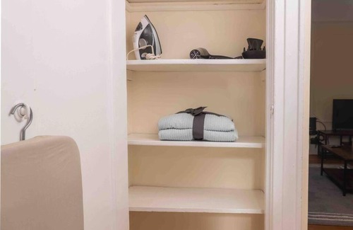 Hoboken Apartment | Spacious Oasis - Hoboken California King Bed!