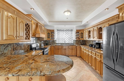 Playas De Tijuana House | Spacious Oceanview Villa – Near Rosarito, Gated, Patios, Fire Pit & BBQ!