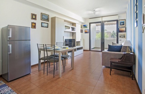 Bergamo Apartment | Spacious one-bedroom apartment with garage, wifi and washing machine, in serviced area