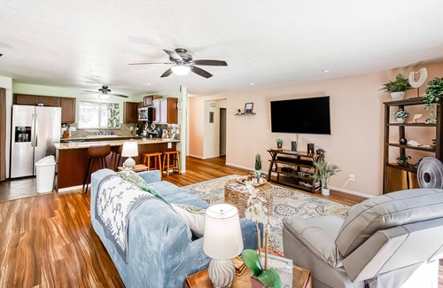 Kapoho House | Spacious Pahoa home with a fenced yard, washer/dryer, & fast WiFi