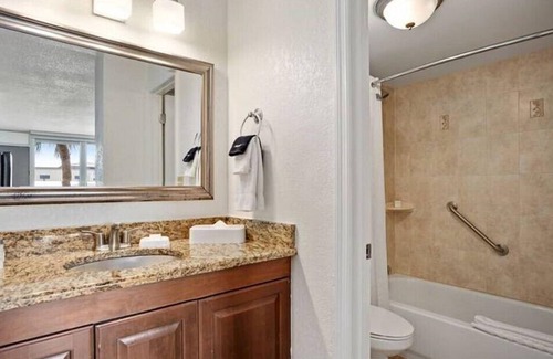 Historic Downtown Kissimmee House | Spacious Park Royal Orlando Suite Near Theme Parks
