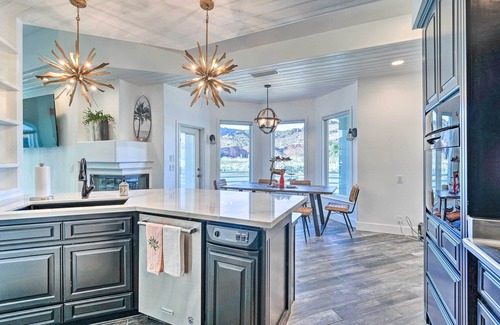 Parker Strip House | Spacious Parker House on the Colorado River!