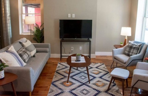 Pendleton Condo | Spacious Parkside Suites with Private Roof Deck!
