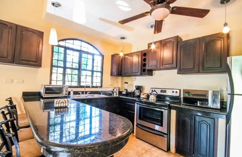 Hills of Esterillos House | Spacious, Peaceful and central located house