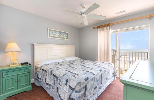 Ocean Drive House | Spacious Penthouse Ocean Front 7 BR Condo - Ambassador Villas Unit 401
