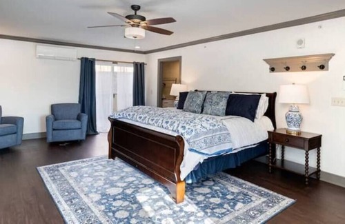 Parkville Apartment | Spacious Penthouse on Historic Main w/River Views!