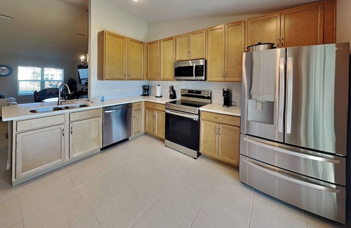 Indian Trails House | Spacious Pet Friendly Home with Lake View, Short Drive to Beach