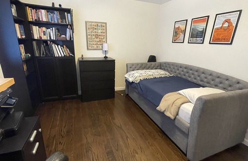 San Carlos House | Spacious, pet friendly 3BR perfect for families!