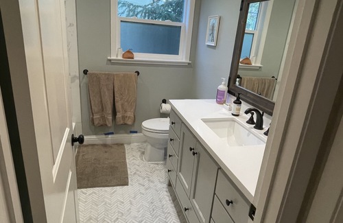 San Carlos House | Spacious, pet friendly 3BR perfect for families!