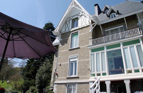 Stavelot House | Spacious Pet friendly Castle in Stavelot