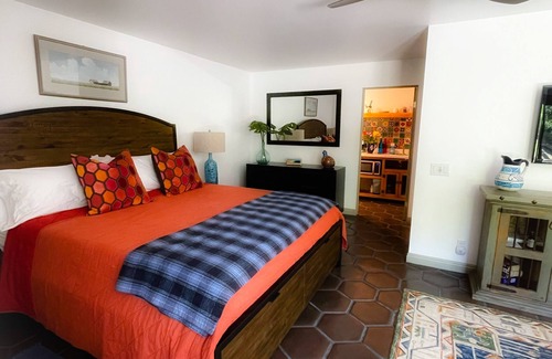 El Mirador House | Spacious, private, deluxe guest house; big yard, easy walk downtown