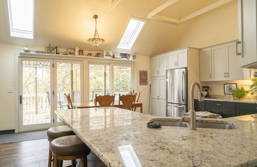 Sturgeon Bay House | Spacious, Private, & Family Friendly with Extra Guest House.