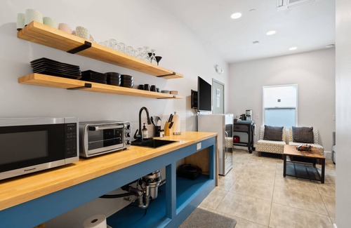 Stockton Hotel | Spacious Private Retreat with Event Spaces
