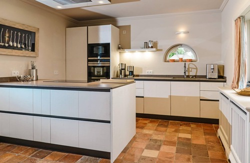 Morsum House | Spacious property in the first row on the Wadden Sea! This luxurious detached house b