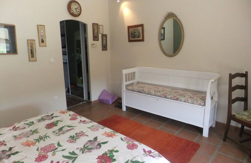 Villecroze Hotel | Spacious Provencal style villa with pool