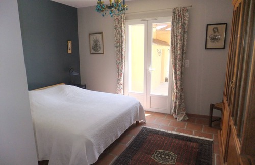 Villecroze Hotel | Spacious Provencal style villa with pool