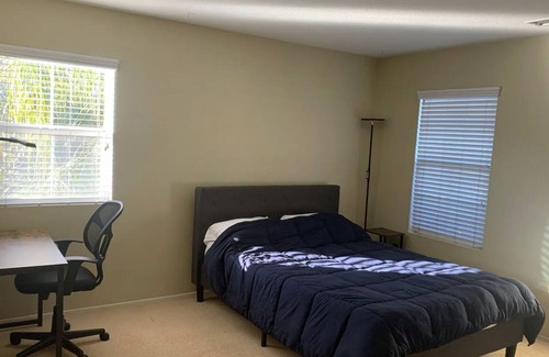 Redlands House | Spacious quiet home in Redlands