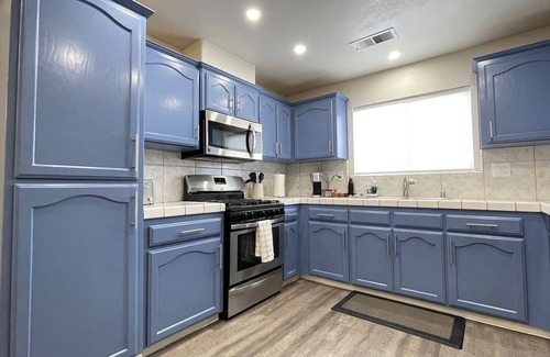 Pumpkin Center House | Spacious Remodeled Home with Private Hot Tub